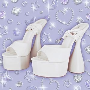 Azalea Wang Y2K Chunky White Need to Know Platform Heels
